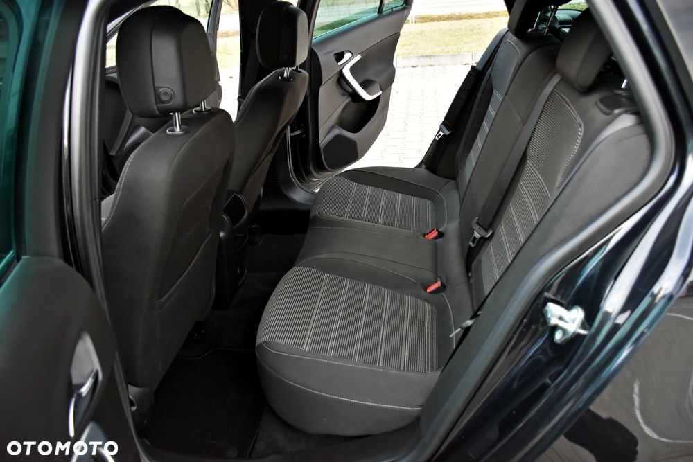 Opel Insignia 2.0 CDTI Cosmo S&S - 28