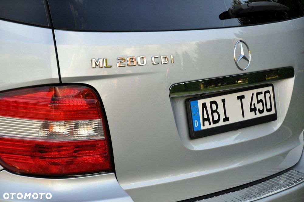 Mercedes-Benz ML - 16