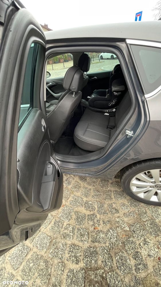 Opel Astra 1.6 CDTI Sport - 19