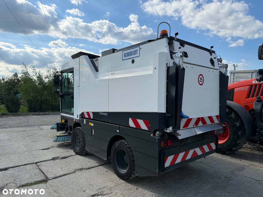 Schmidt CLEANGO 500 | System 3-szczotkowy | EURO 6 - 5