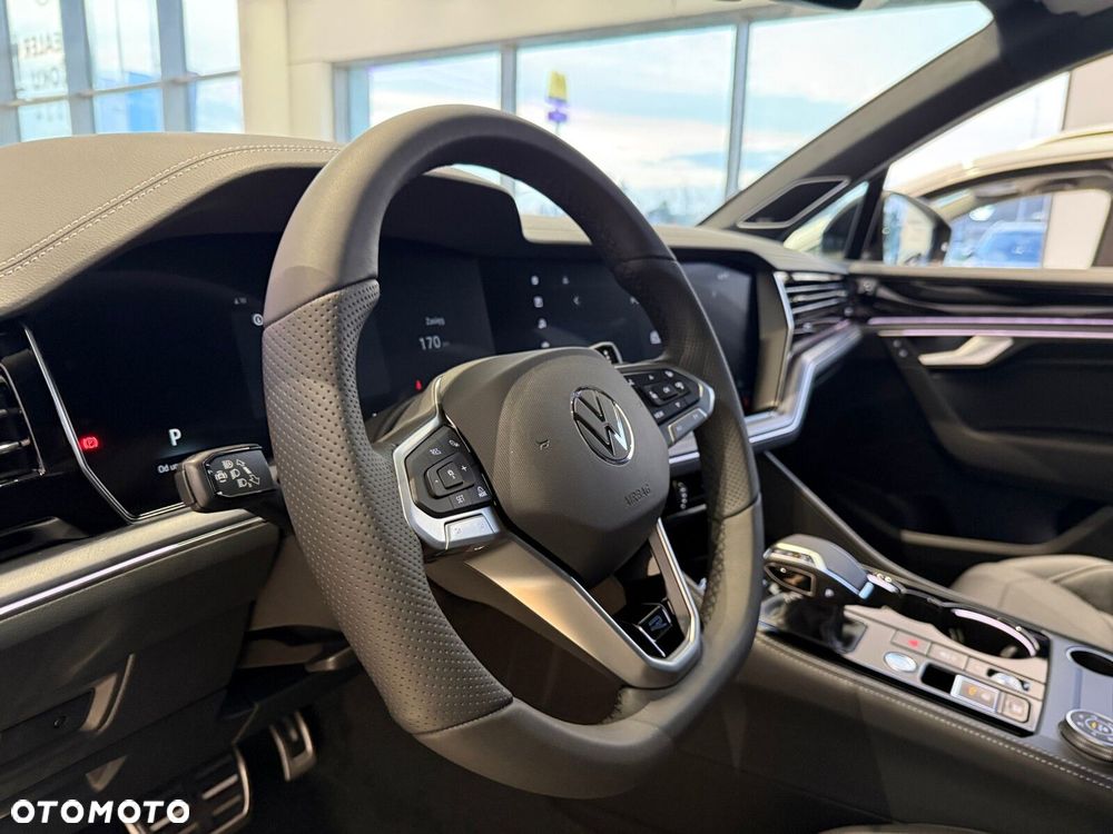 Volkswagen Touareg - 10