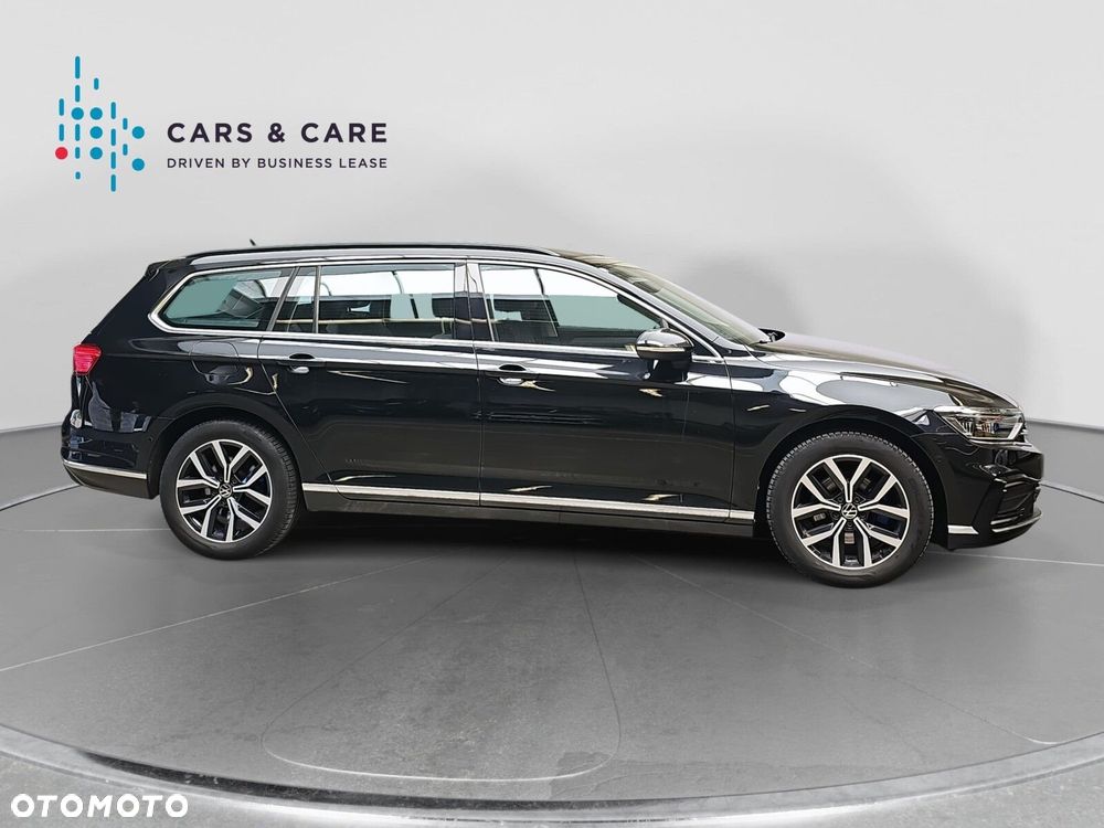 Volkswagen Passat - 26