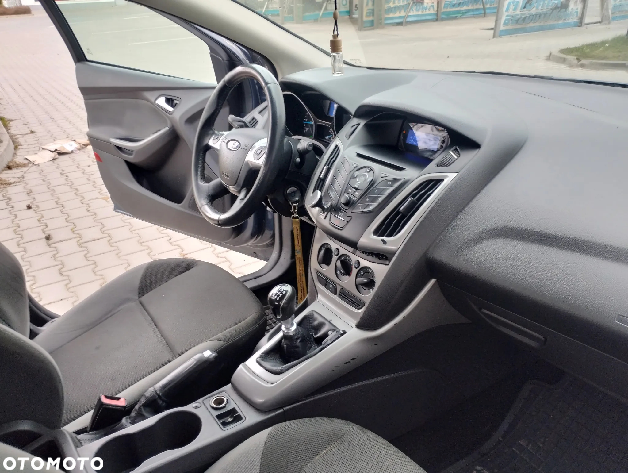 Ford Focus - 21