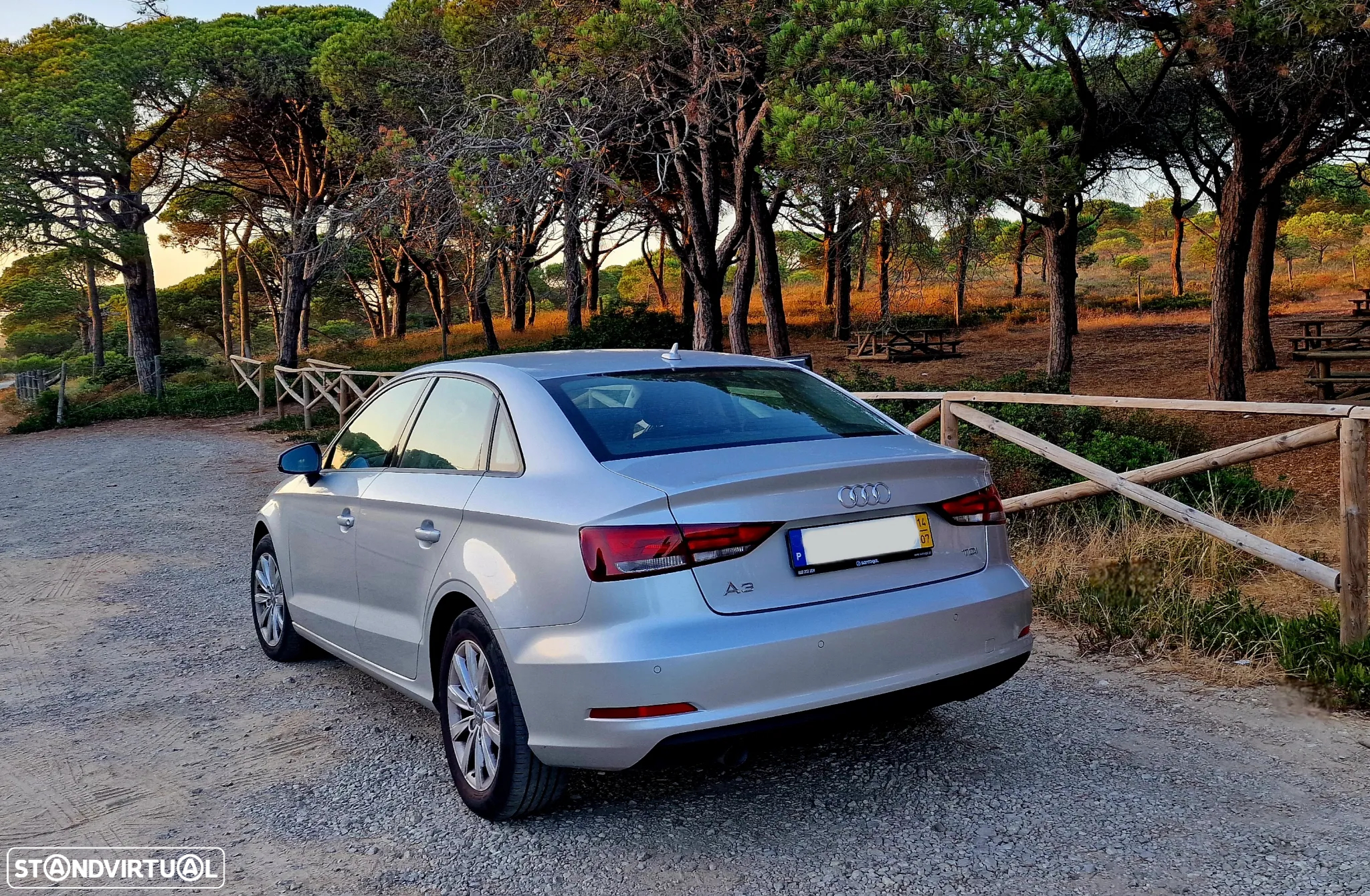 Audi A3 Limousine 1.6 TDI Attraction S tronic - 17
