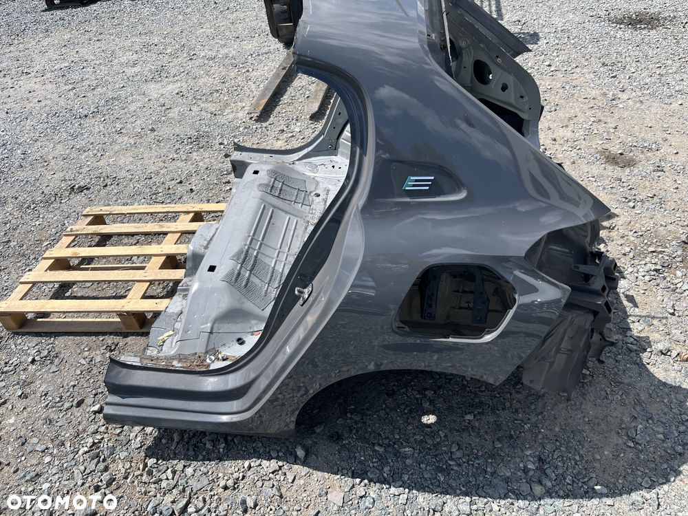 Dupa z dachem ćwiartka błotnik wanna pas tylny Peugeot 208 II ELEKTRYK - 6
