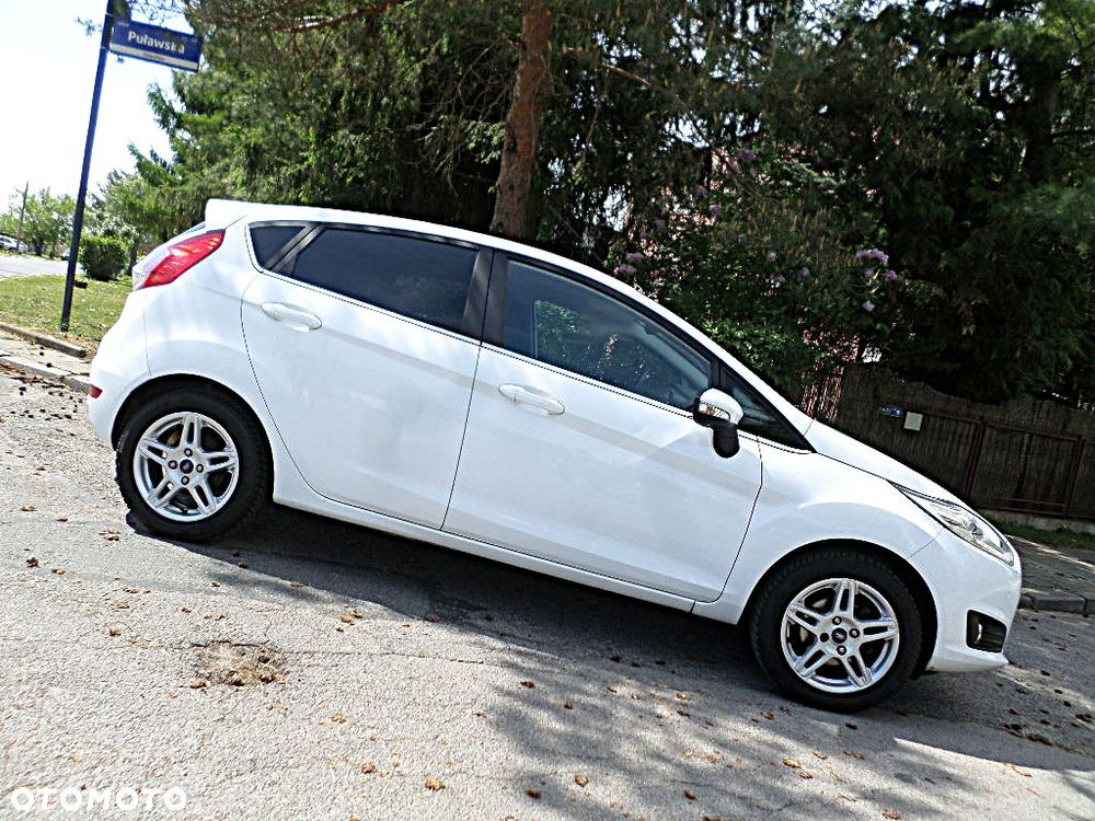 Ford Fiesta 1.25 Titanium EU5 - 32