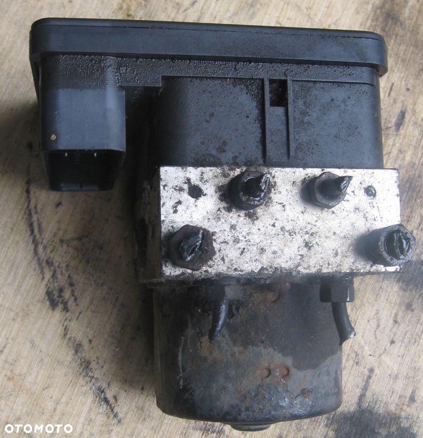 sterownik pompa ABS CITROEN C3 PICASSO 9666392480 - 2
