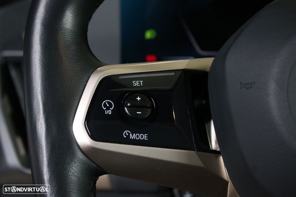 BMW iX xDrive 40 Pack Desportivo - 30