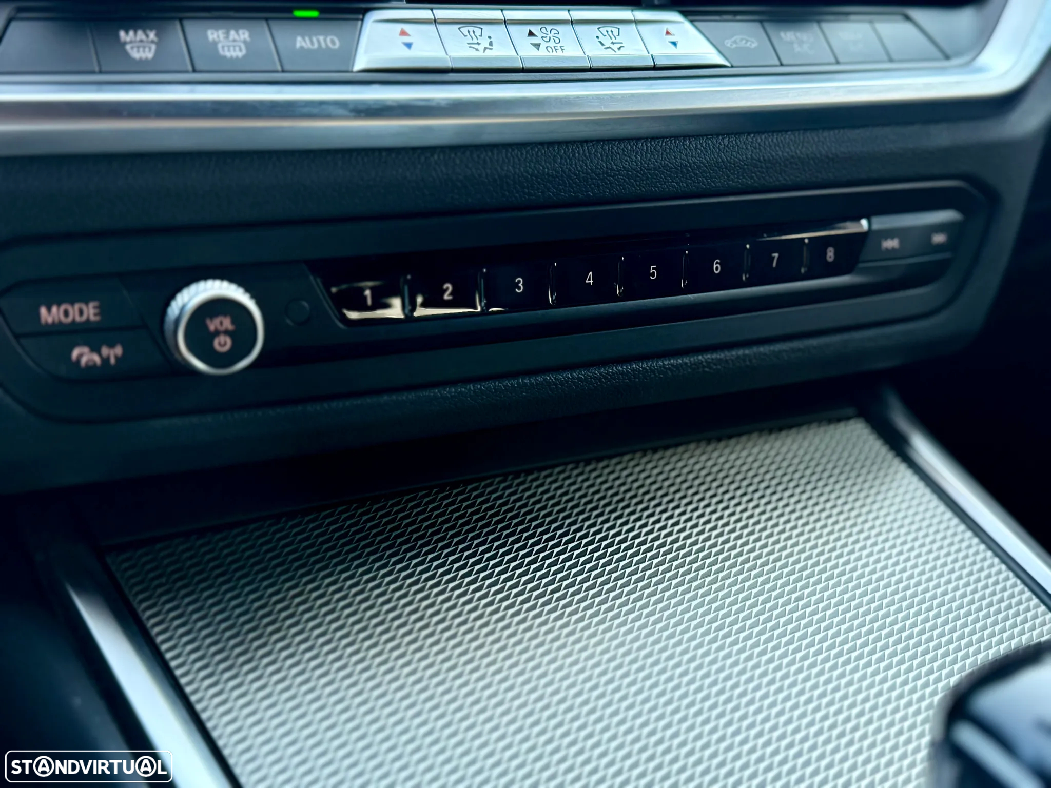 BMW 320 e Touring Pack M Auto - 26