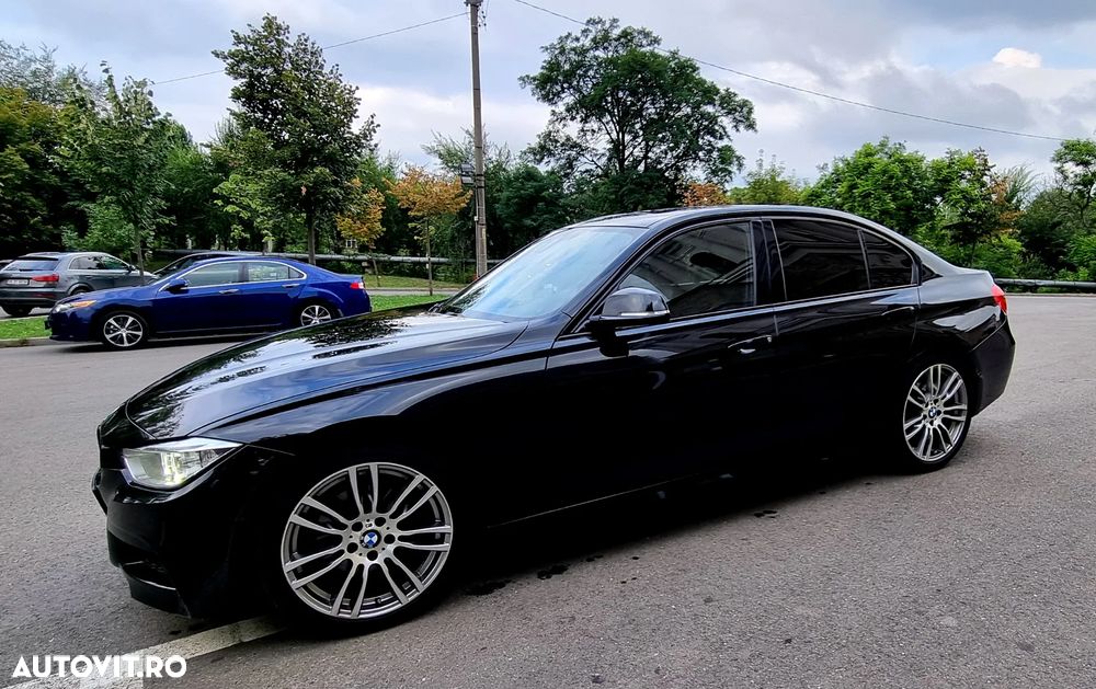 BMW Seria 3 320d Aut. Sport Line - 11