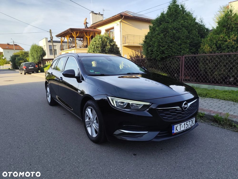 Opel Insignia - 1