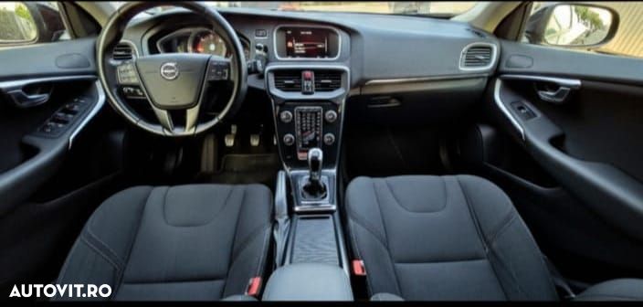 Volvo V40 D4 Kinetic - 13