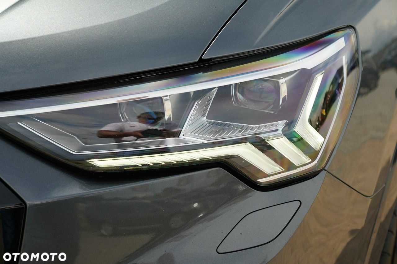 Audi Q3 Sportback - 8