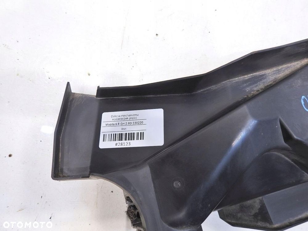 OSŁONA MECHANIZMU WYCIERACZEK PRZÓD MAZDA 6 GH - 6