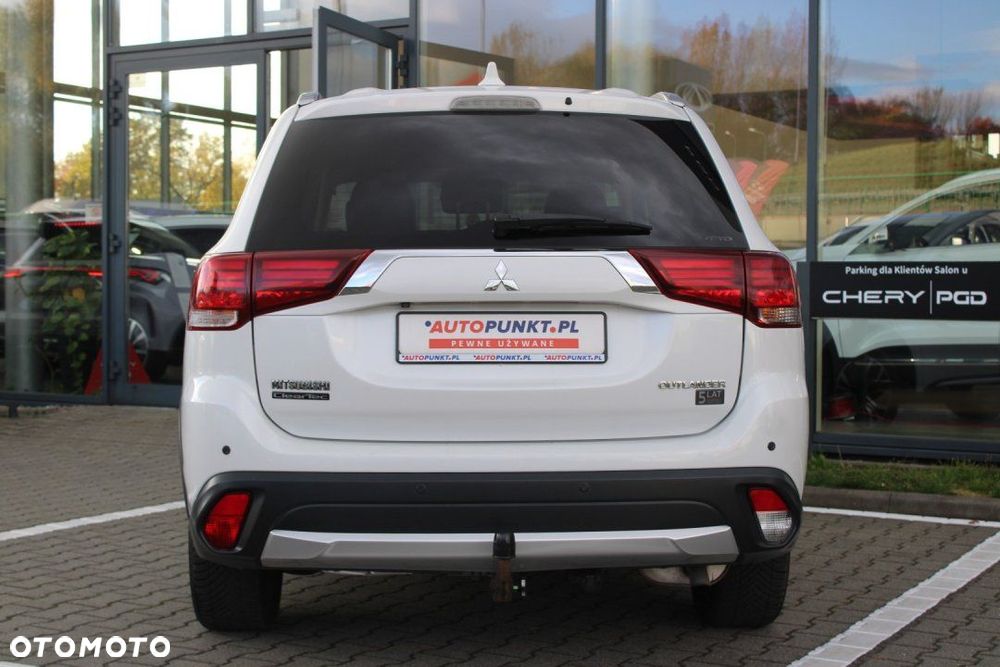 Mitsubishi Outlander - 5