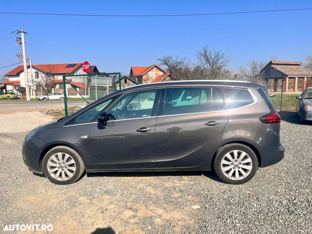 Opel Zafira - 8