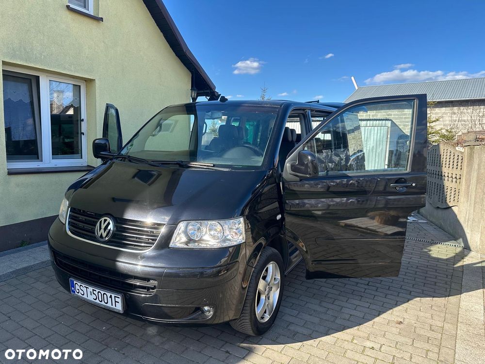 Volkswagen Multivan - 12