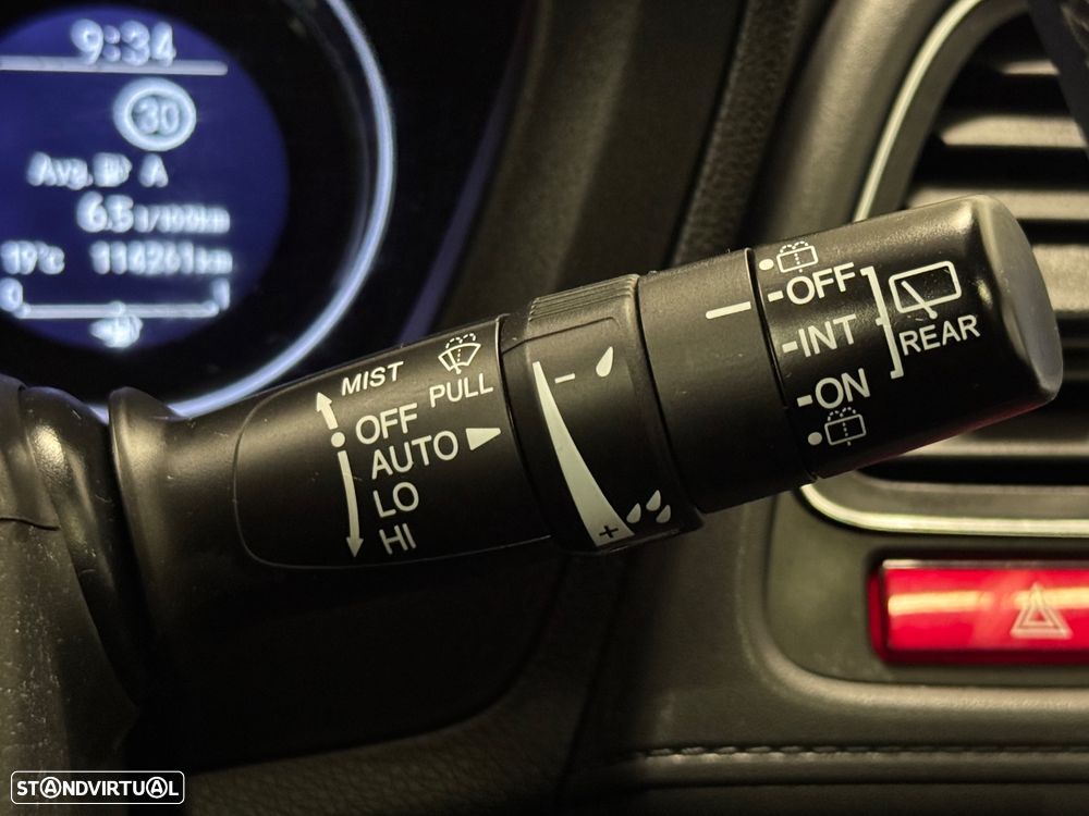 Honda HR-V 1.5 i-VTEC Executive CVT - 23