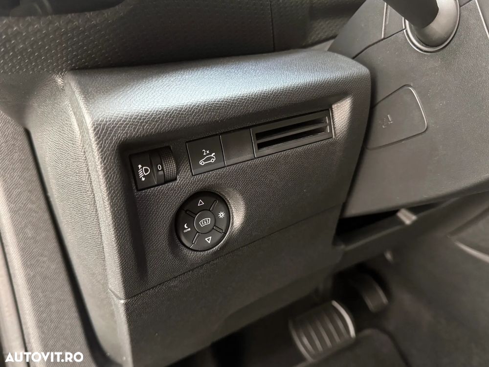 Citroën C4 1.5 BlueHDi 130 S&S EAT8 MAX - 19