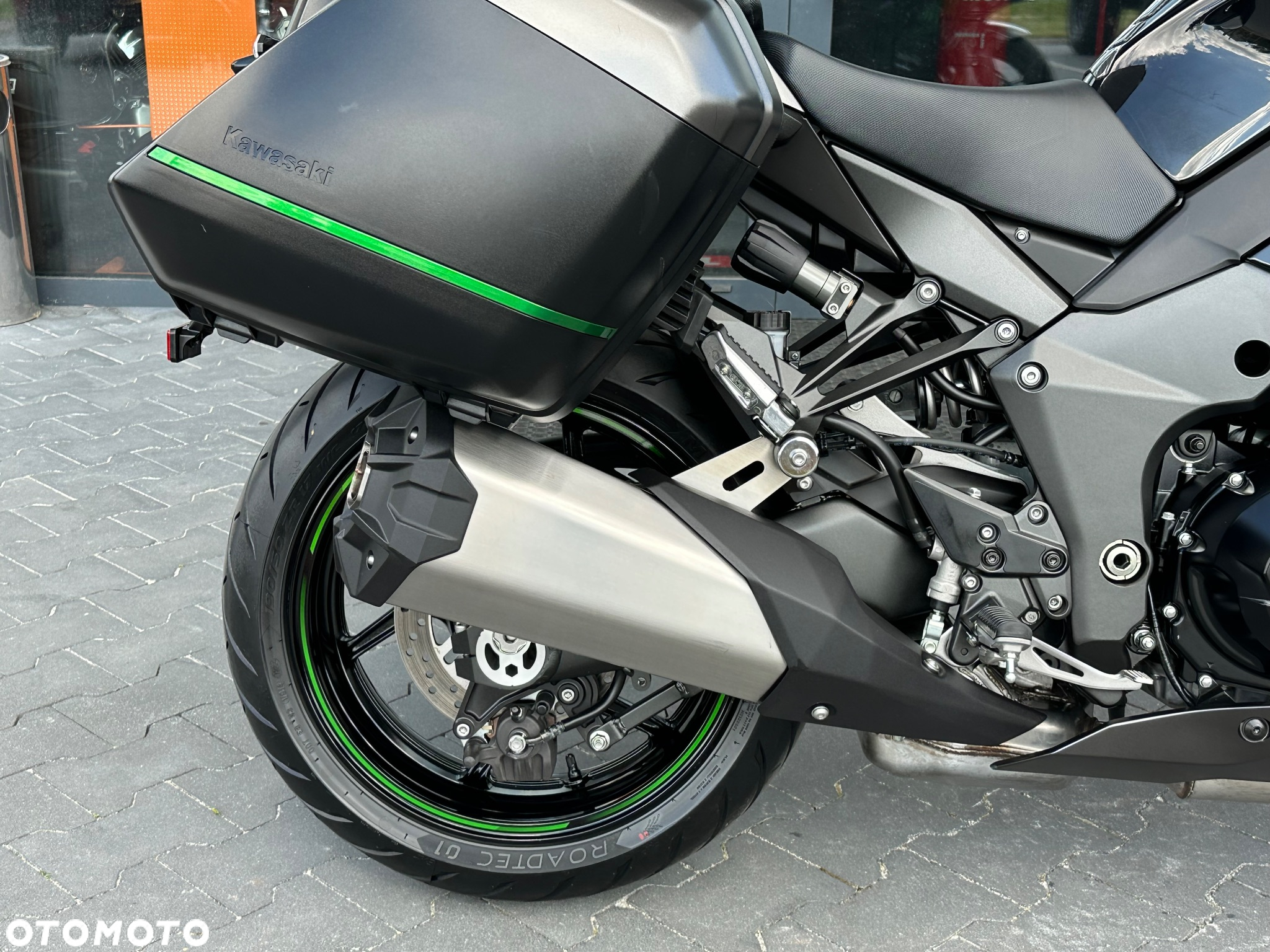 Kawasaki Ninja 1000 SX - 6