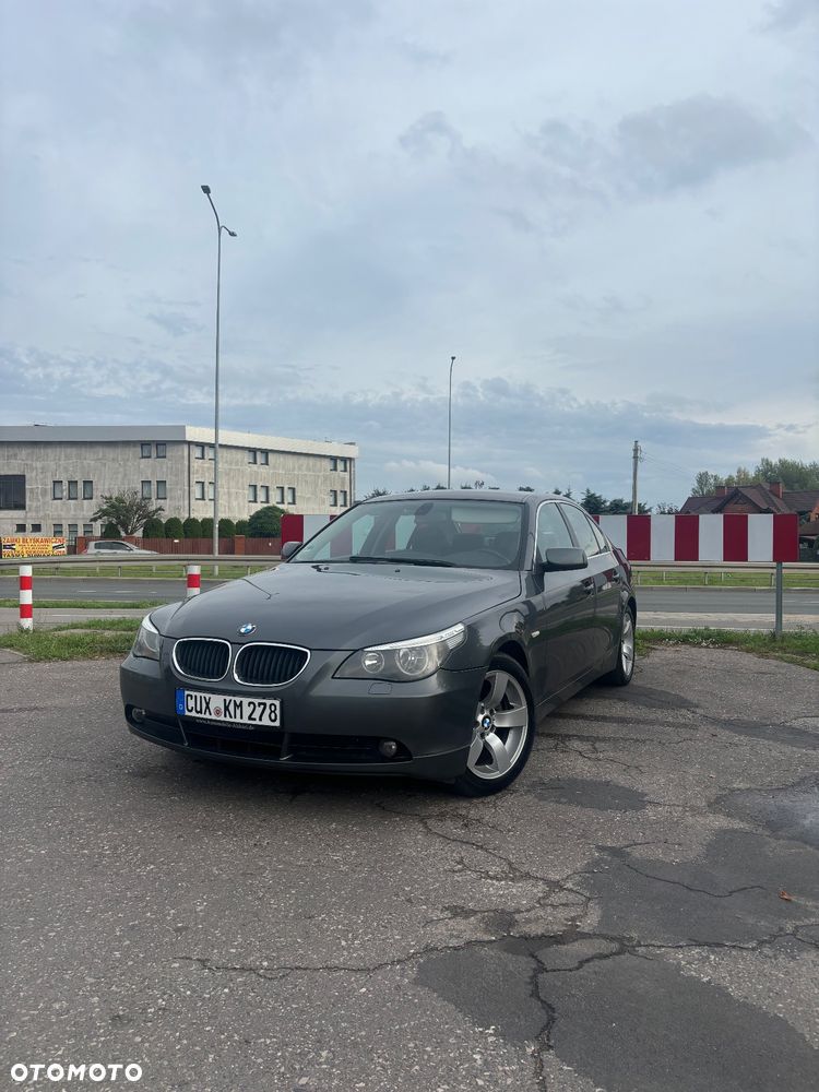 BMW Seria 5 520i - 2