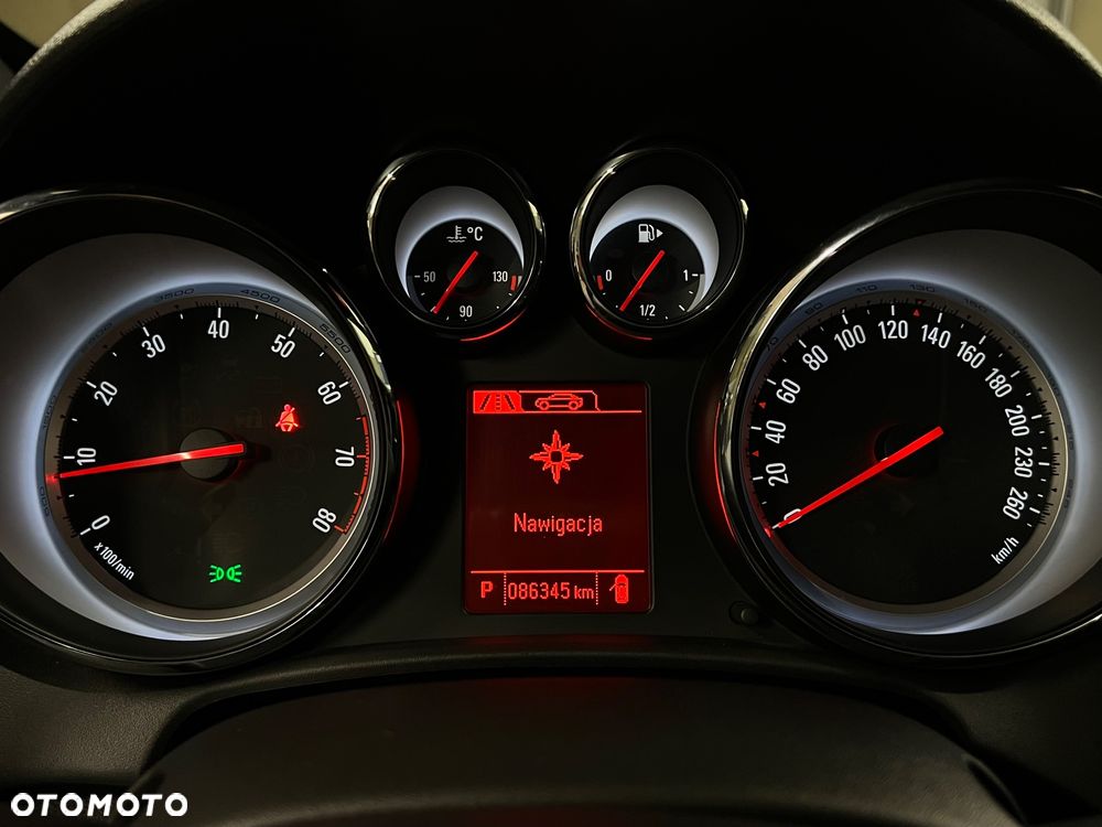 Opel Astra 1.6 T SIDI Sport - 32