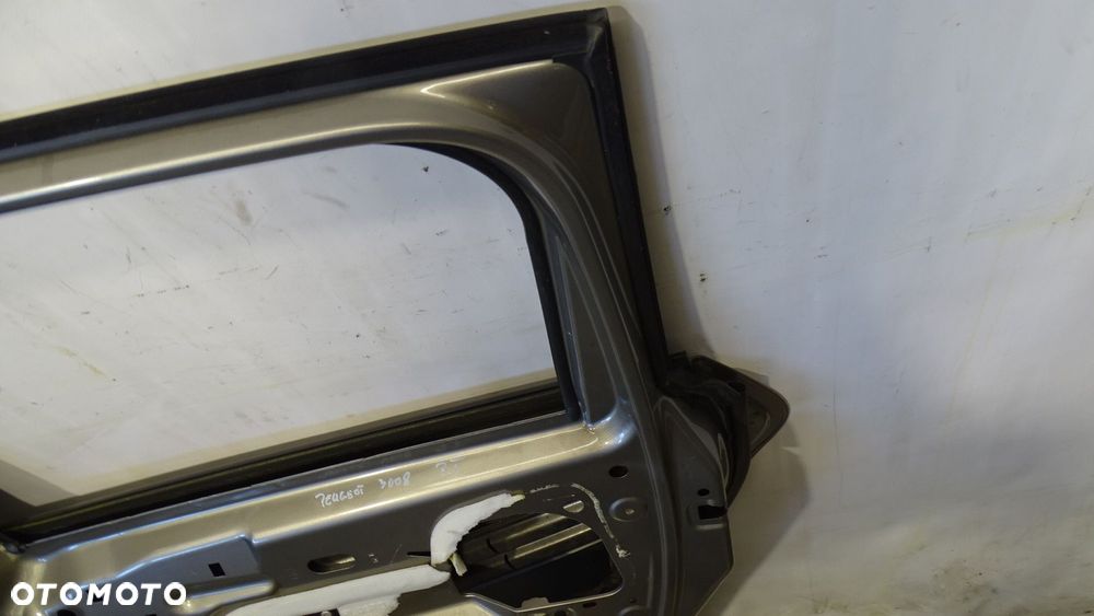 DRZWI PRAWY TYŁ PEUGEOT 3008 1.6HDI - 2