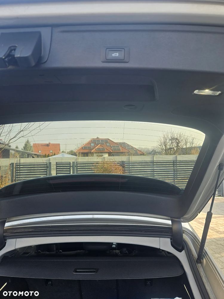 Audi A4 Avant 2.0 TDI S tronic - 12