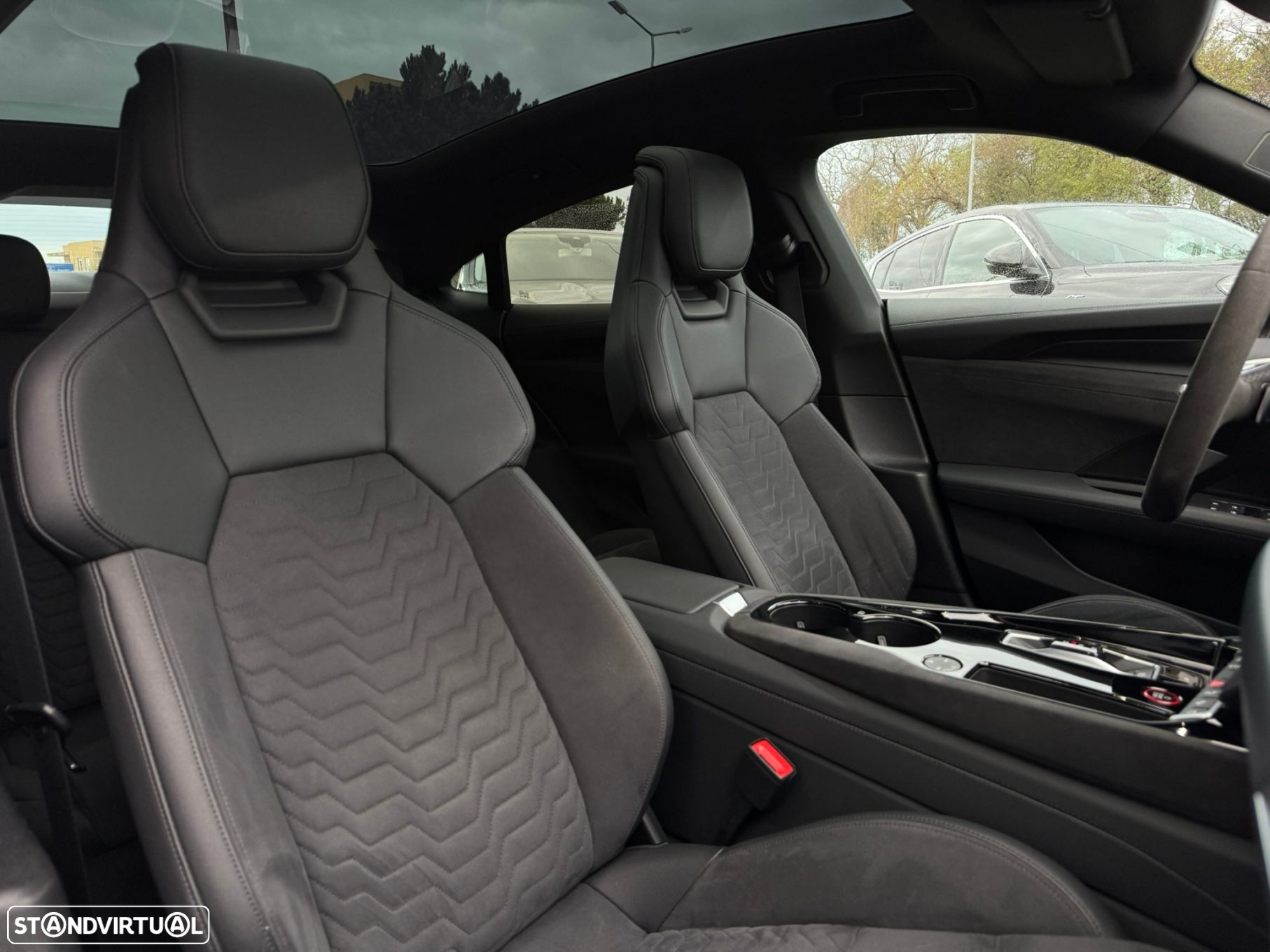Audi e-tron GT quattro - 26