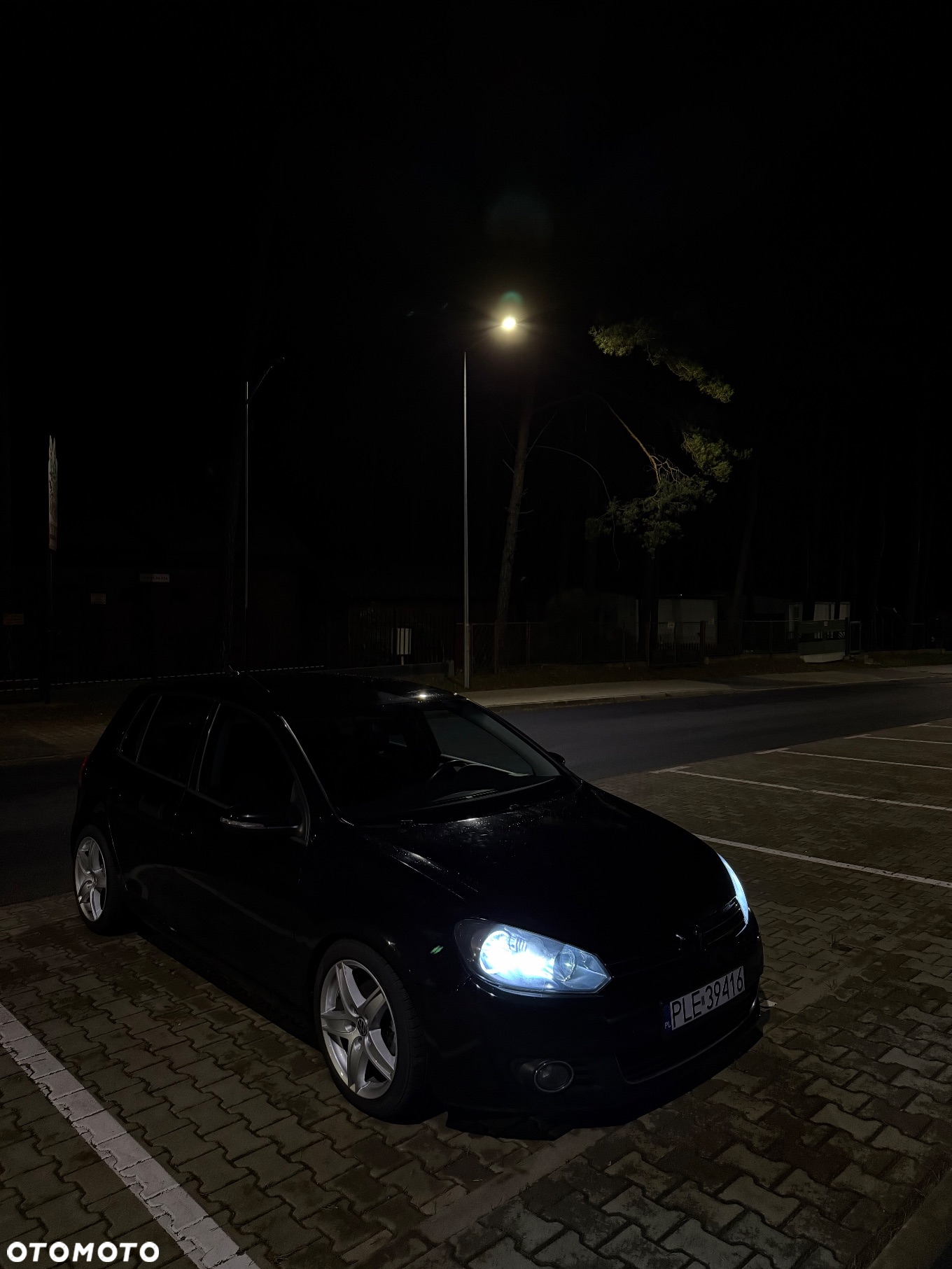 Volkswagen Golf V 2.0 TDI DPF Comfortline - 25