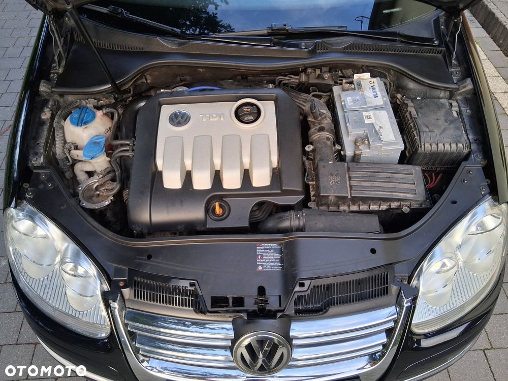 Volkswagen Jetta - 7