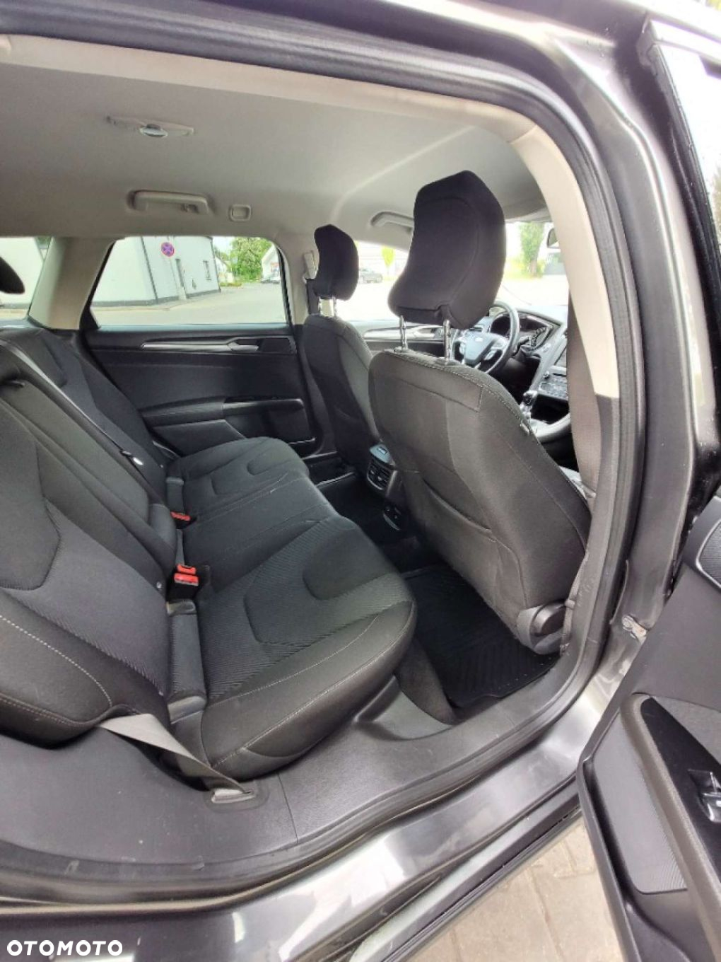 Ford Mondeo 2.0 TDCi Titanium - 16