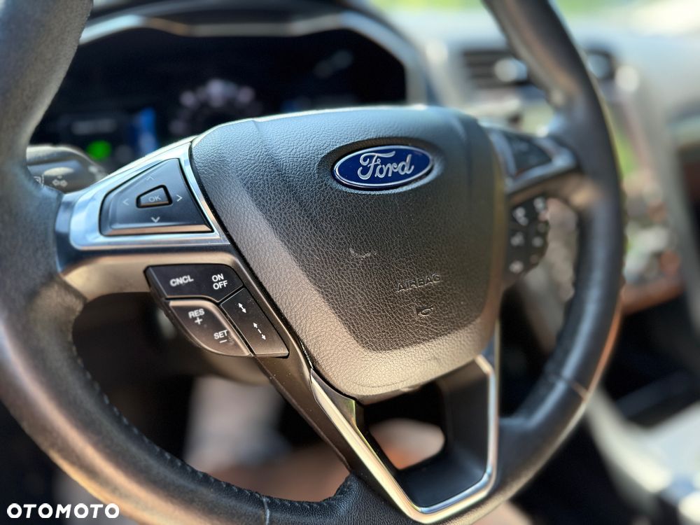 Ford Mondeo 2.0 Hybrid Titanium - 15
