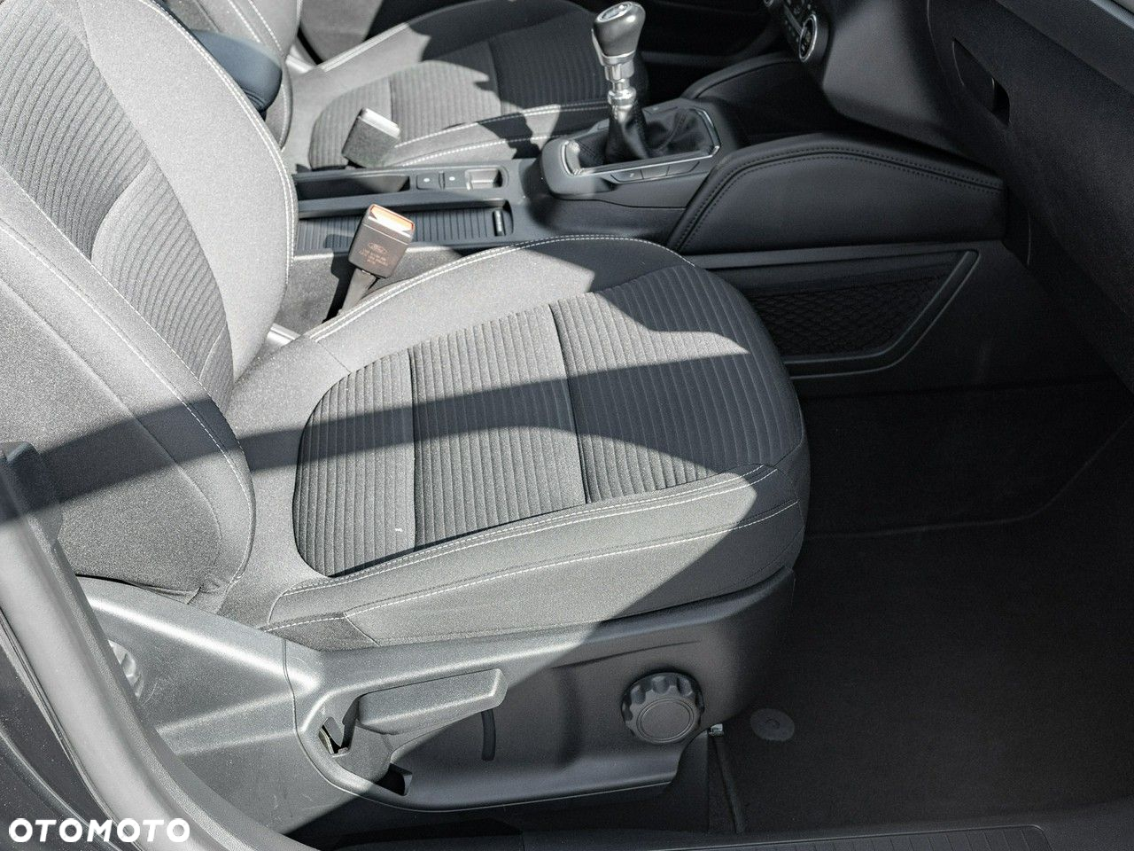 Ford Kuga 1.5 EcoBoost FWD Titanium - 31