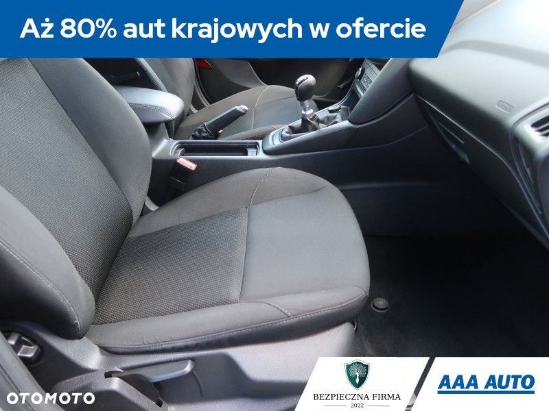 Ford Focus - 10
