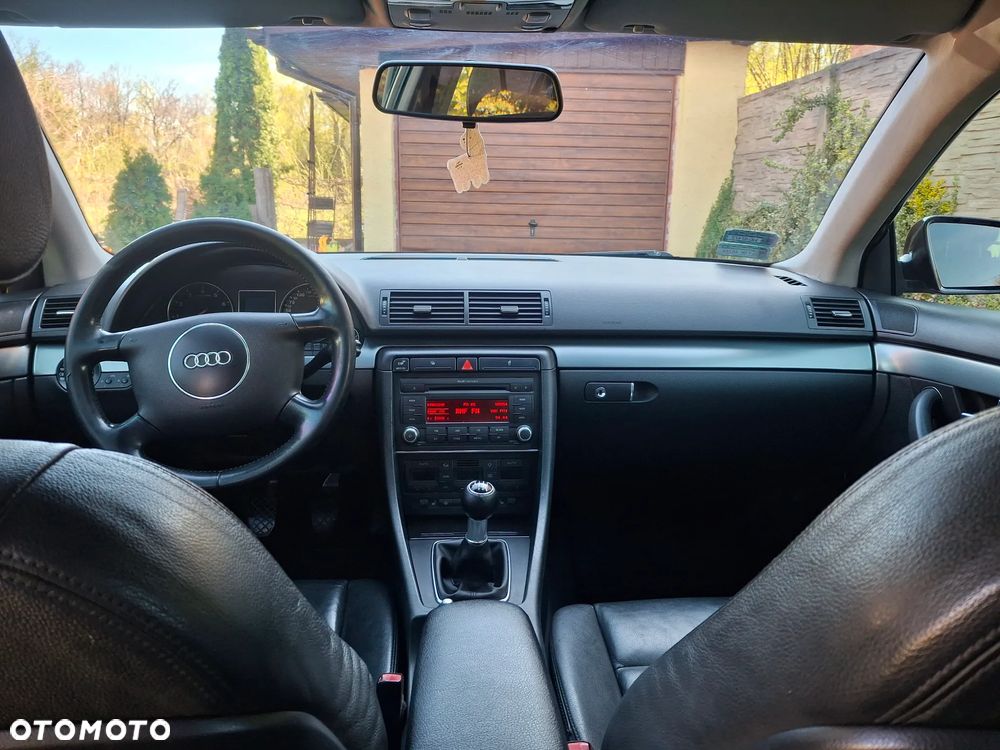 Audi A4 Limousine 1.8T - 7