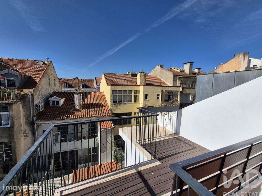 Duplex T3 em São Vicente de 74 m2 - Grande imagem: 3/27
