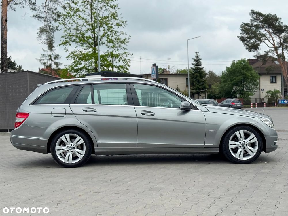 Mercedes-Benz Klasa C 250 CDI DPF 4Matic 7G-TRONIC BlueEFFICIENCY Elegance - 16