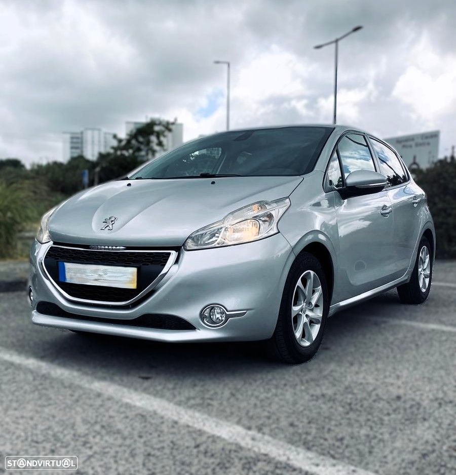 Peugeot 208 1.4 HDi Active - 4