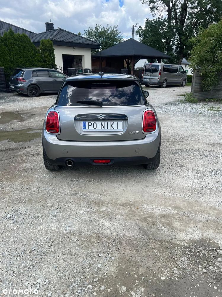MINI Cooper Standard - 4