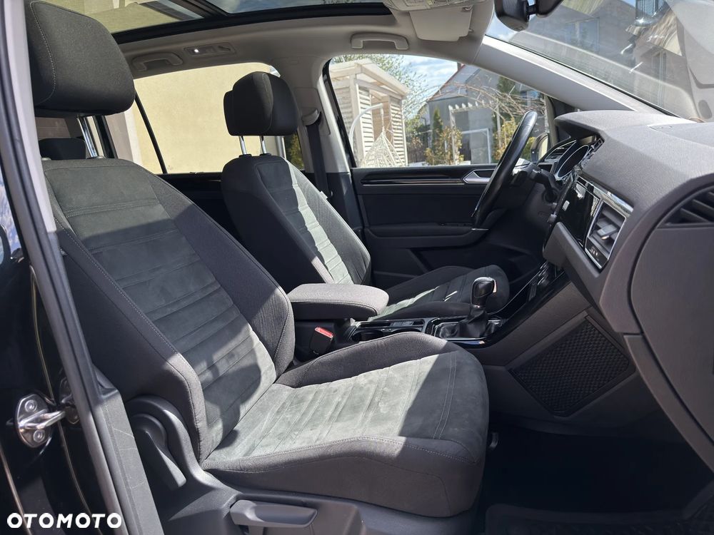 Volkswagen Touran 2.0 TDI BMT Highline DSG - 24