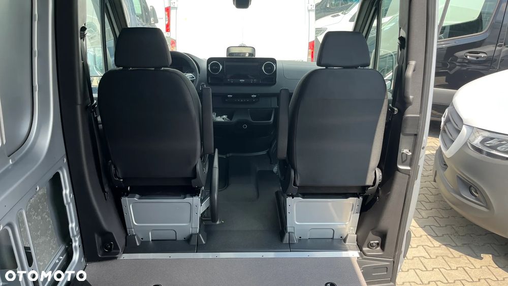 Mercedes-Benz Sprinter Long SELECT AWD 9G-Tronic 907.235 - 10