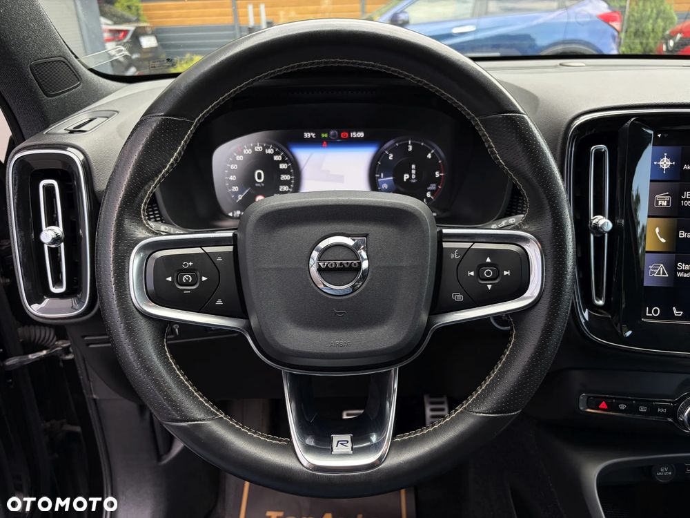 Volvo XC 40 D3 SCR R-Design - 22