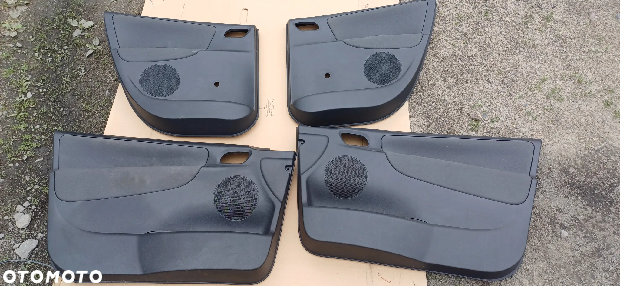 peugeot 207 sw lift boczki tapicerki drzwi 4sztuki komplet - 2