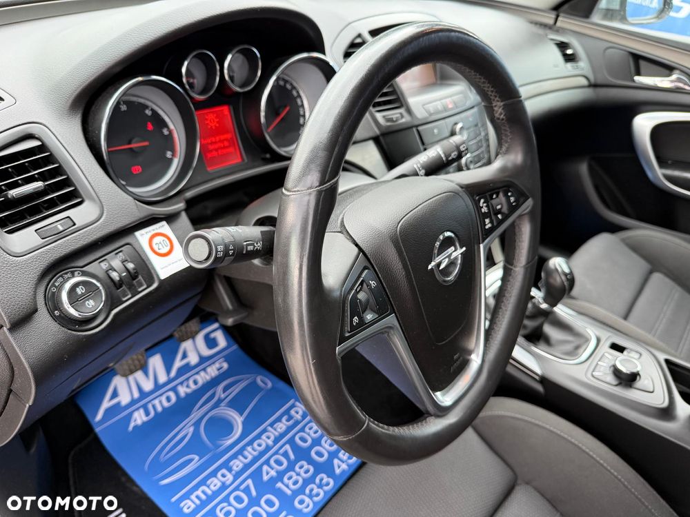 Opel Insignia 2.0 CDTI - 12