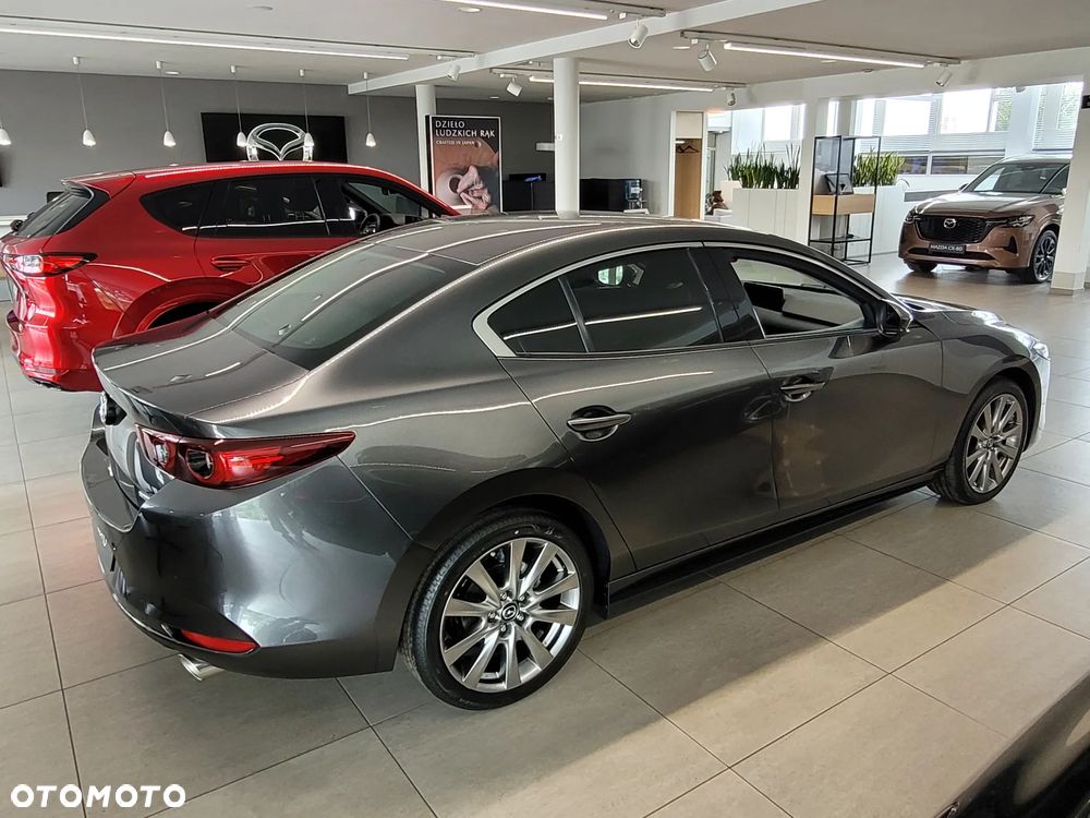 Mazda 3 - 5
