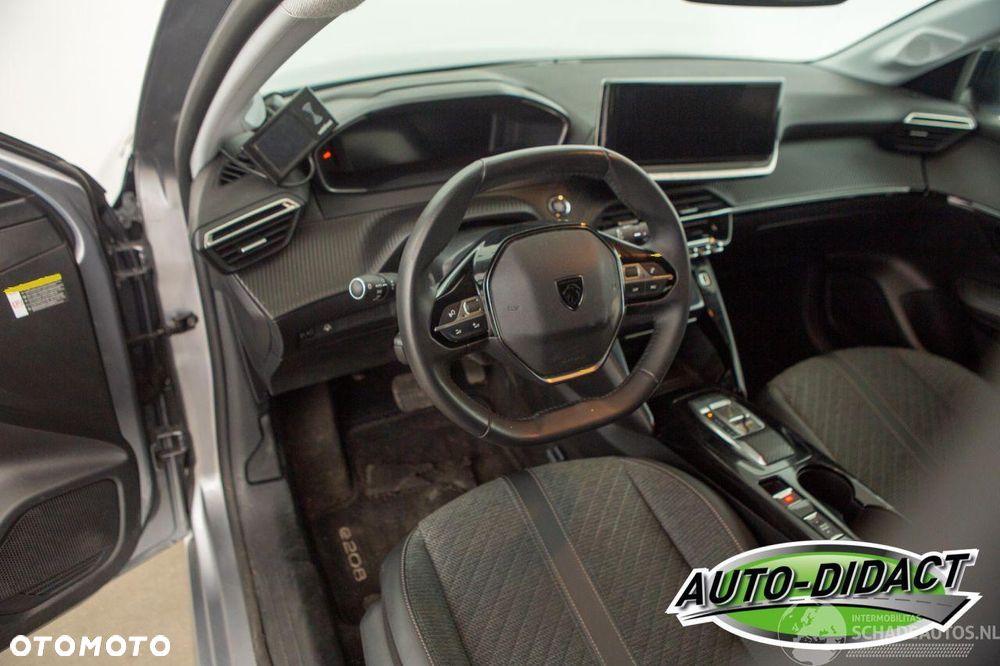 Peugeot 208 Elektromotor 136 Allure Pack - 5