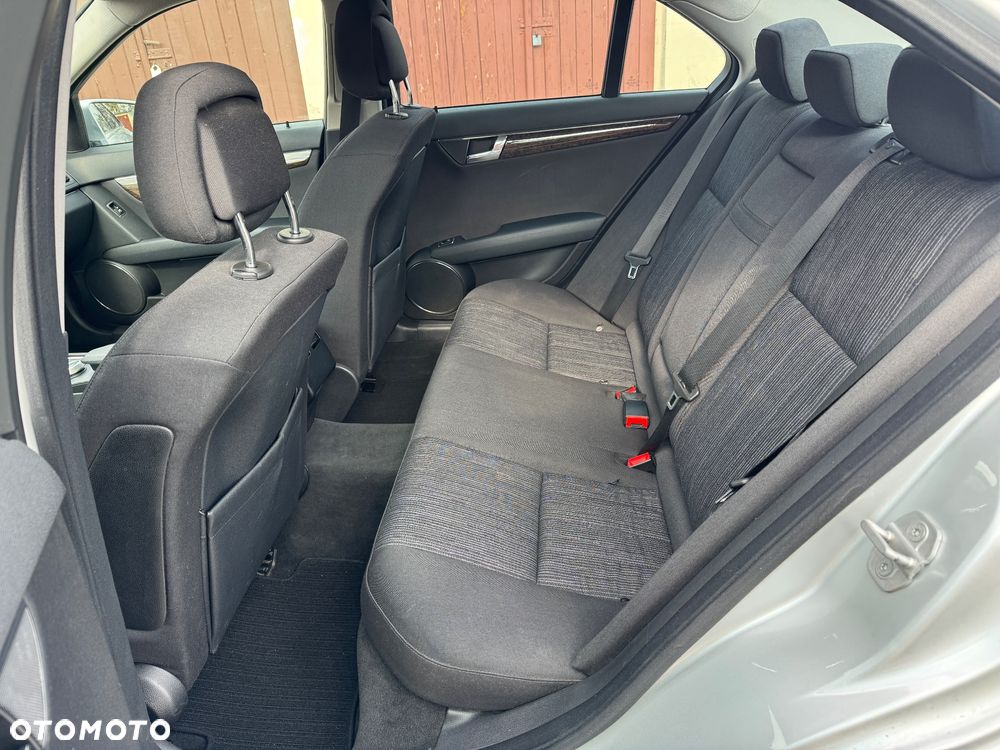 Mercedes-Benz Klasa C 180 Kompressor Elegance - 14