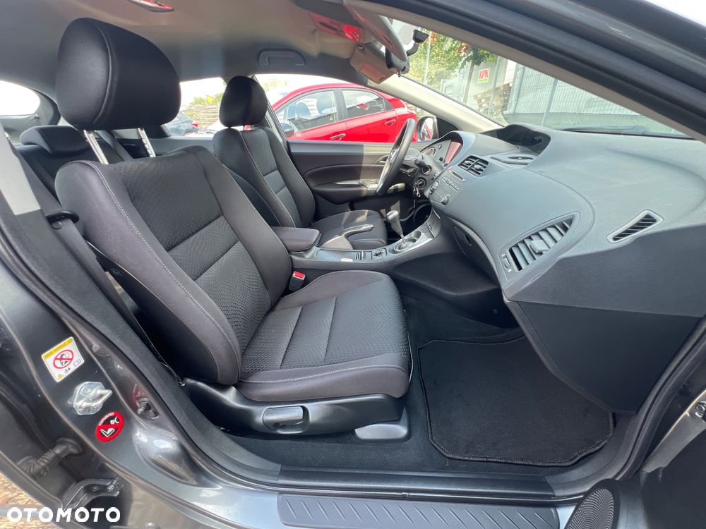 Honda Civic 1.4 i-VTEC Comfort - 22