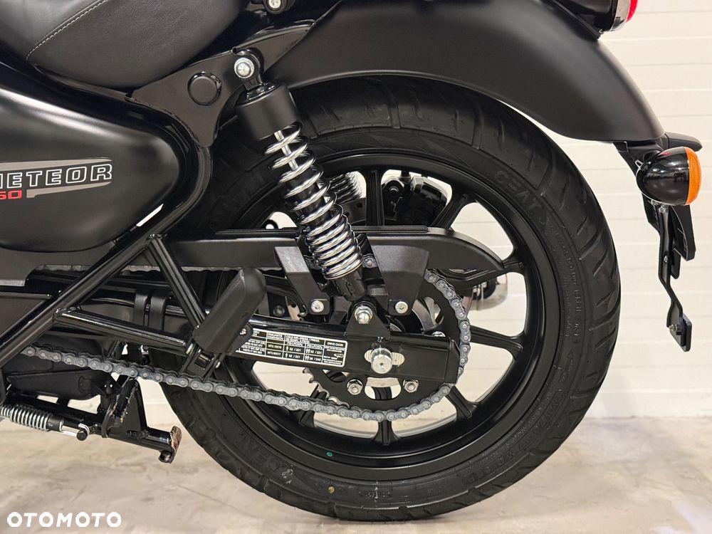 Royal Enfield Meteor - 31